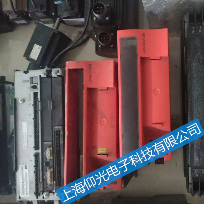 sew伺服驅(qū)動(dòng)器過電流維修報(bào)警代碼顯示01