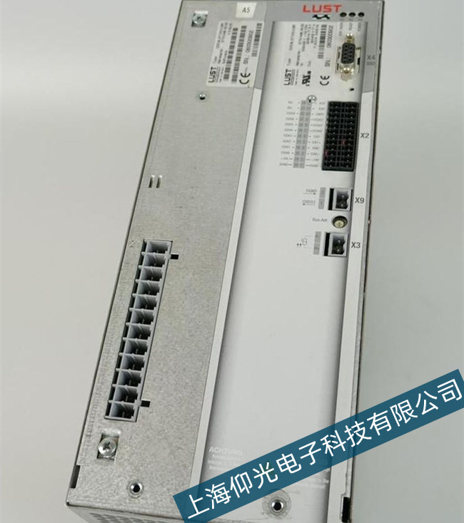 福州路斯特伺服驅(qū)動器顯示E-OLI數(shù)字代碼維修公司
