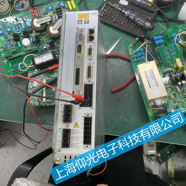 科爾摩根伺服驅動器過熱維修/AKD放大器報警F545維修