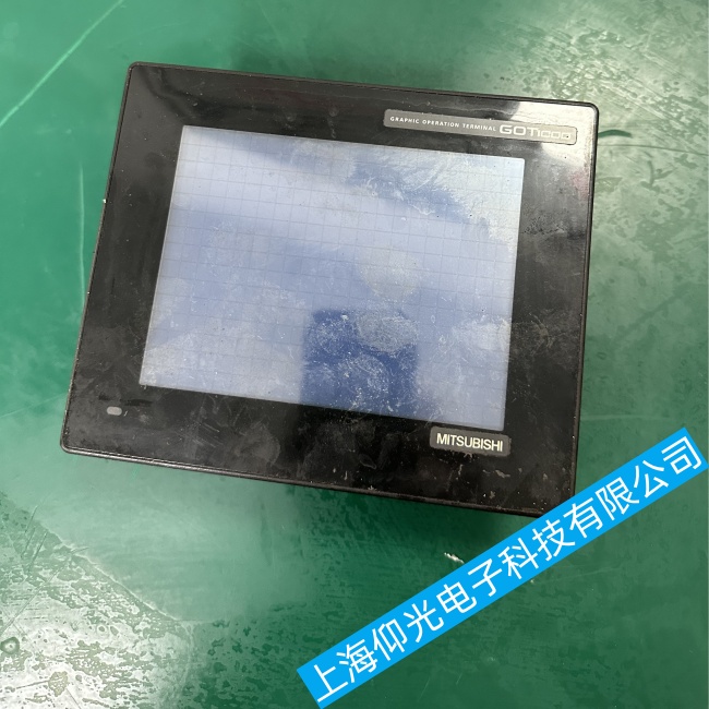 河北三菱觸摸屏A985GOT-TBD無法進入到正常的使用界面故障維修收費情況