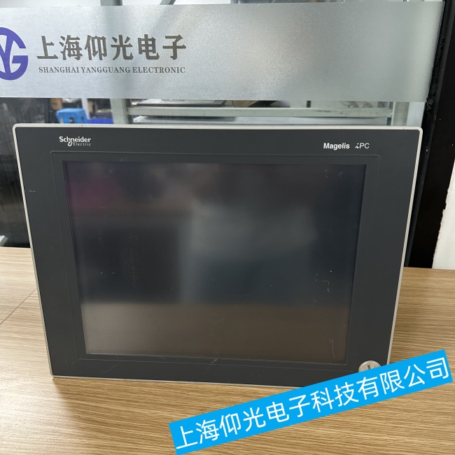 寧波施耐德工控機Modicon M262上電后出現(xiàn)黑屏無顯示故障維修技術精湛