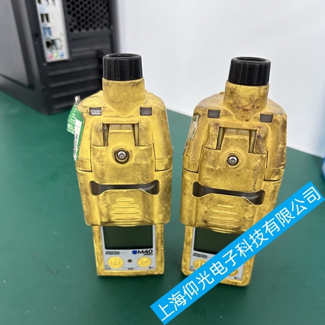 上海英思科M40氣體檢測(cè)儀顯示屏無(wú)法正常顯示故障售后維修