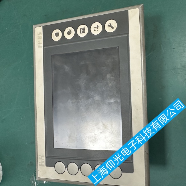 淮安貝加萊觸摸屏4PP065.0571-X74F通電后反復(fù)閃屏不開機(jī)故障維修廠家地址