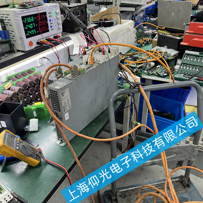 注塑機(jī)力士樂(lè)伺服驅(qū)動(dòng)器開(kāi)機(jī)報(bào)警E253維修中心